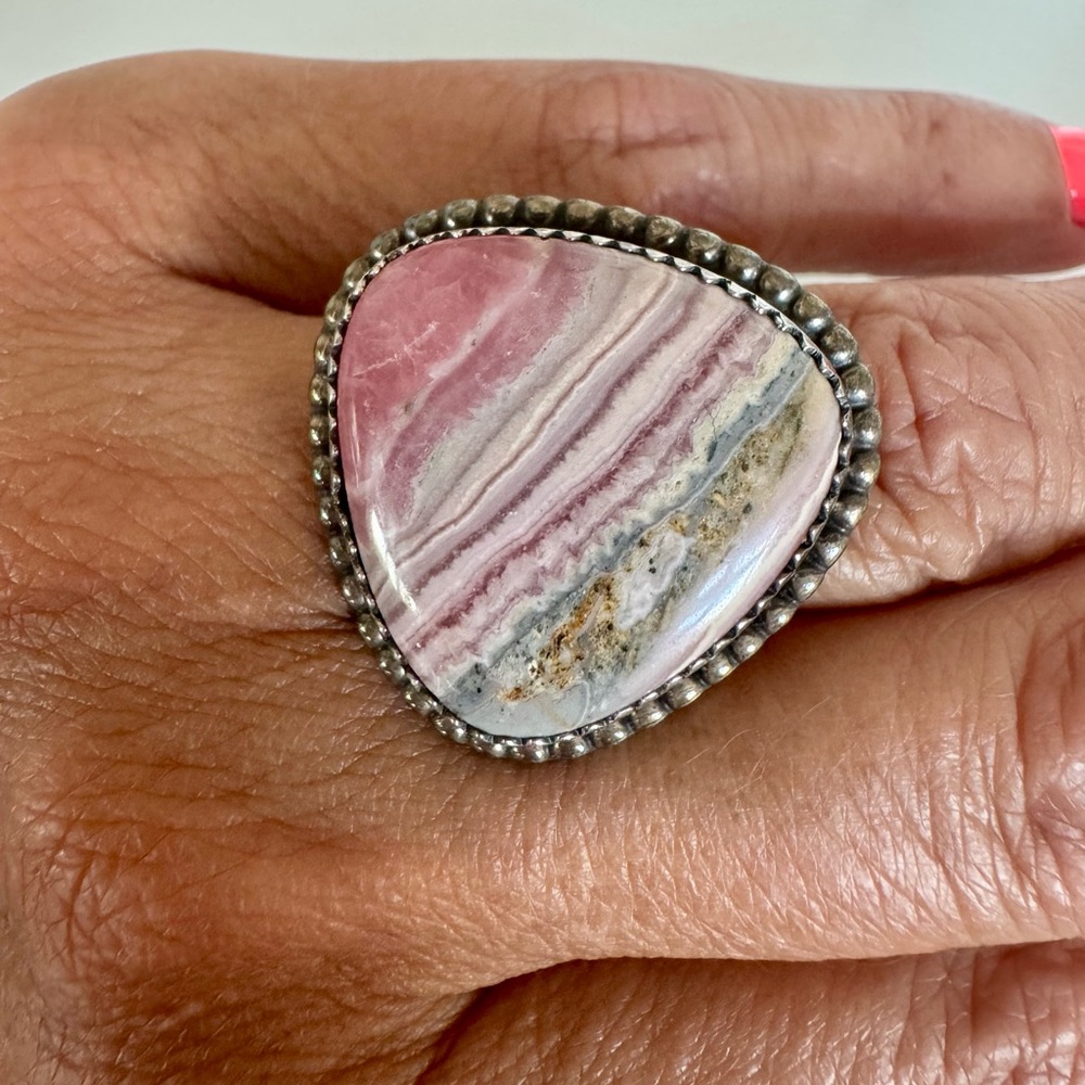 GORGEOUS Montana Rhodochrosite Ring - Picture 3 of 7